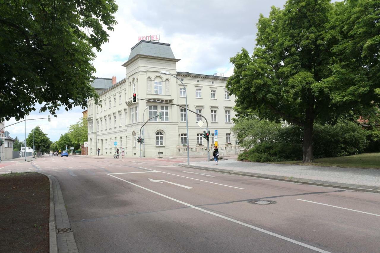 Hotel "Stadt Koethen" Koethen  Eksteriør bilde